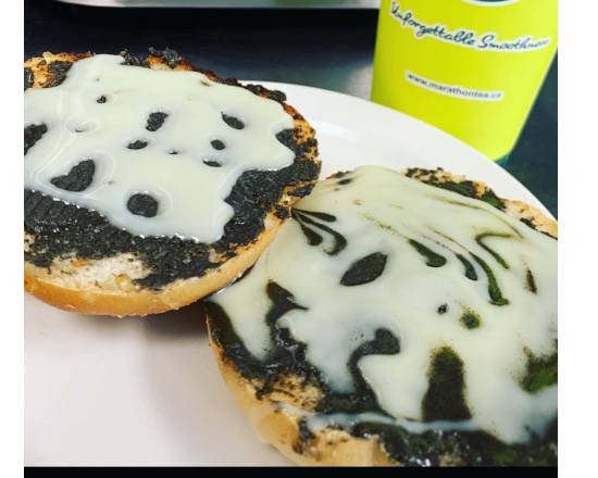 Hong Kong Toasted Bun 黒白豬 (Black Sesame & Condsened Milk)